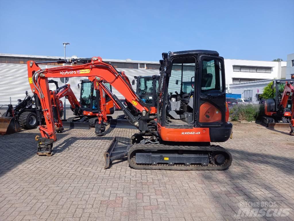 Kubota KX042 - 4NKGLS2 Minigrävare < 7t