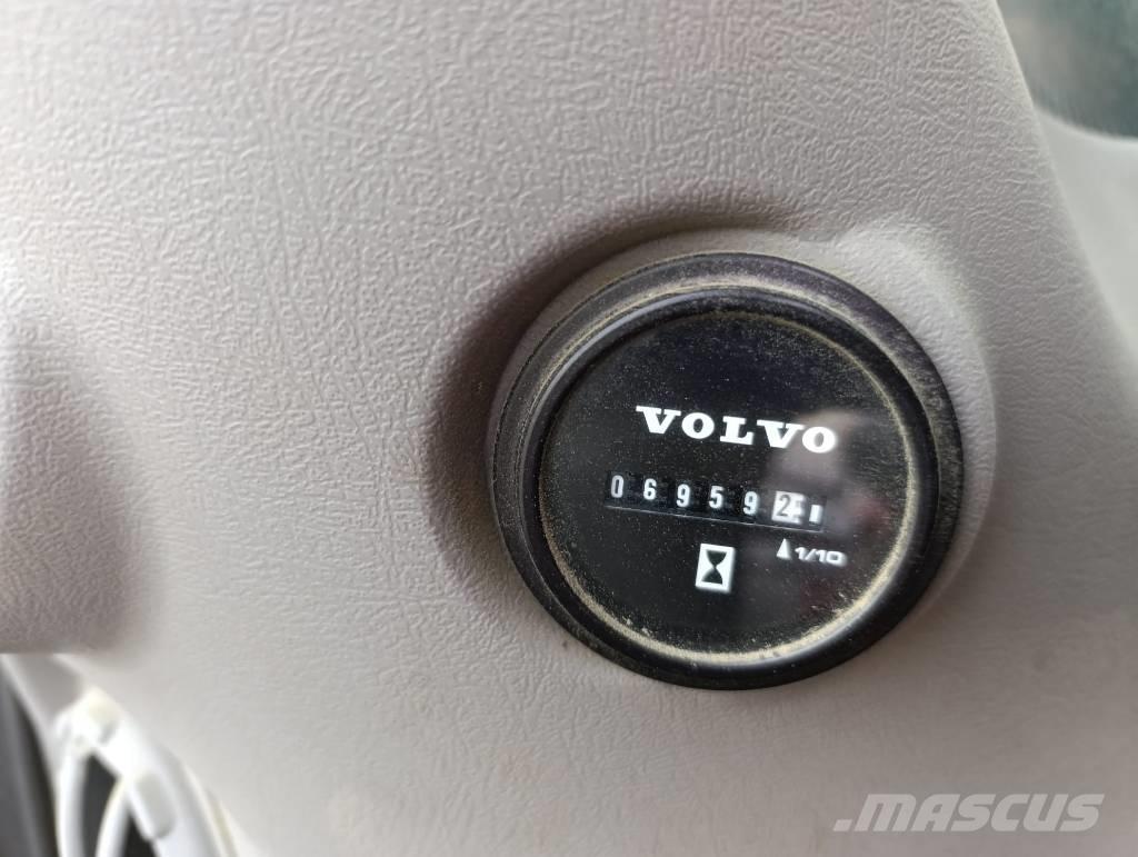 Volvo EW 210 D Hjulgrävare