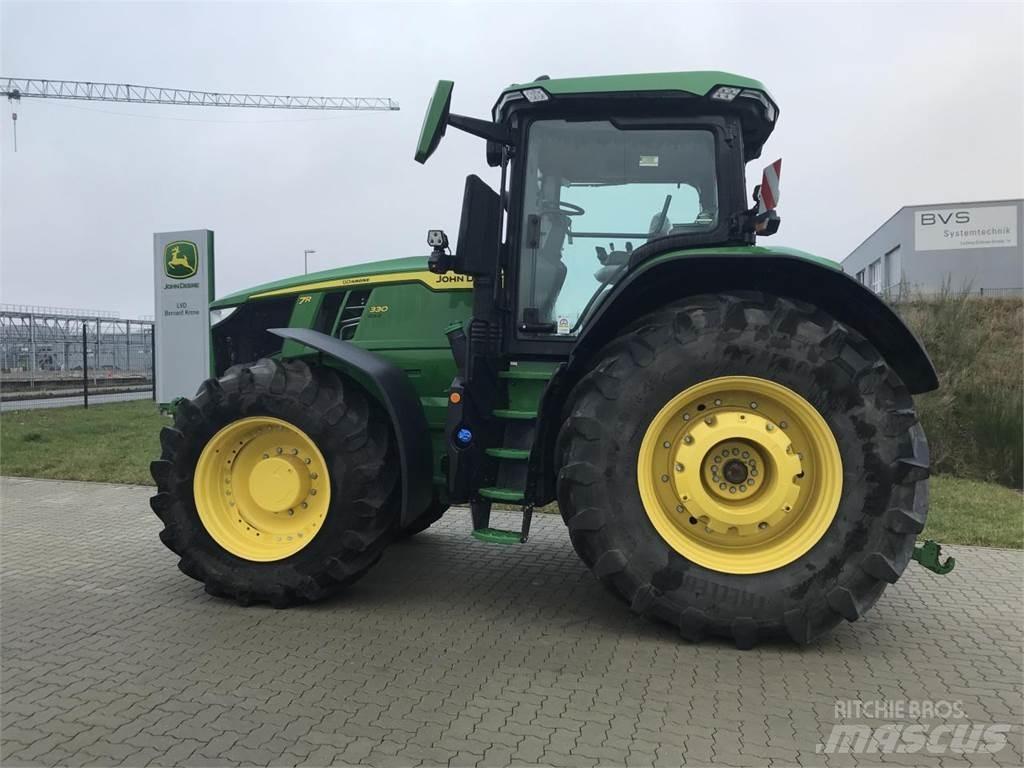 John Deere 7R 330 Traktorer