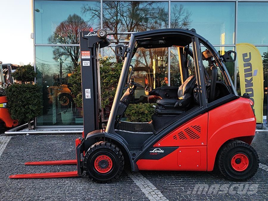 Linde H25T-02 Gasolmotviktstruckar