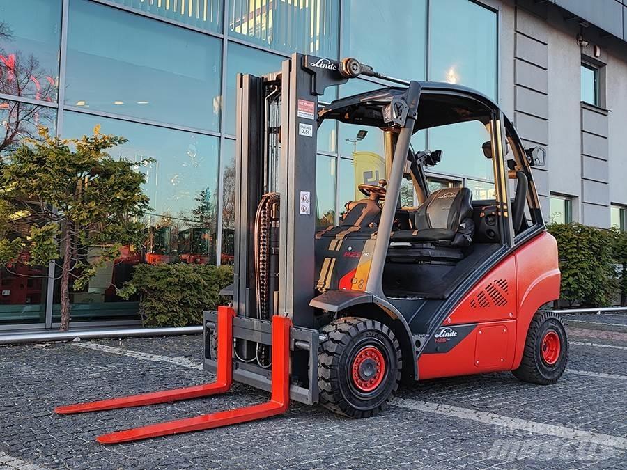 Linde H25T-02 Gasolmotviktstruckar