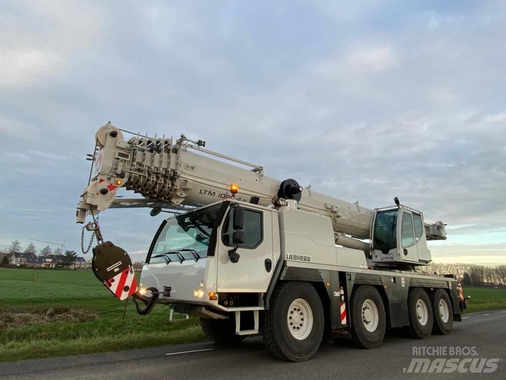 Liebherr LTM1090-4.2 Allterrängkranar
