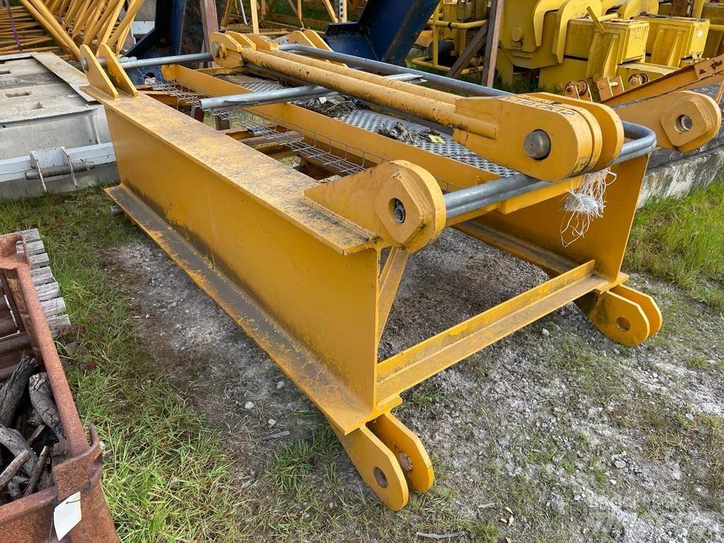 Potain MD310C Byggkranar