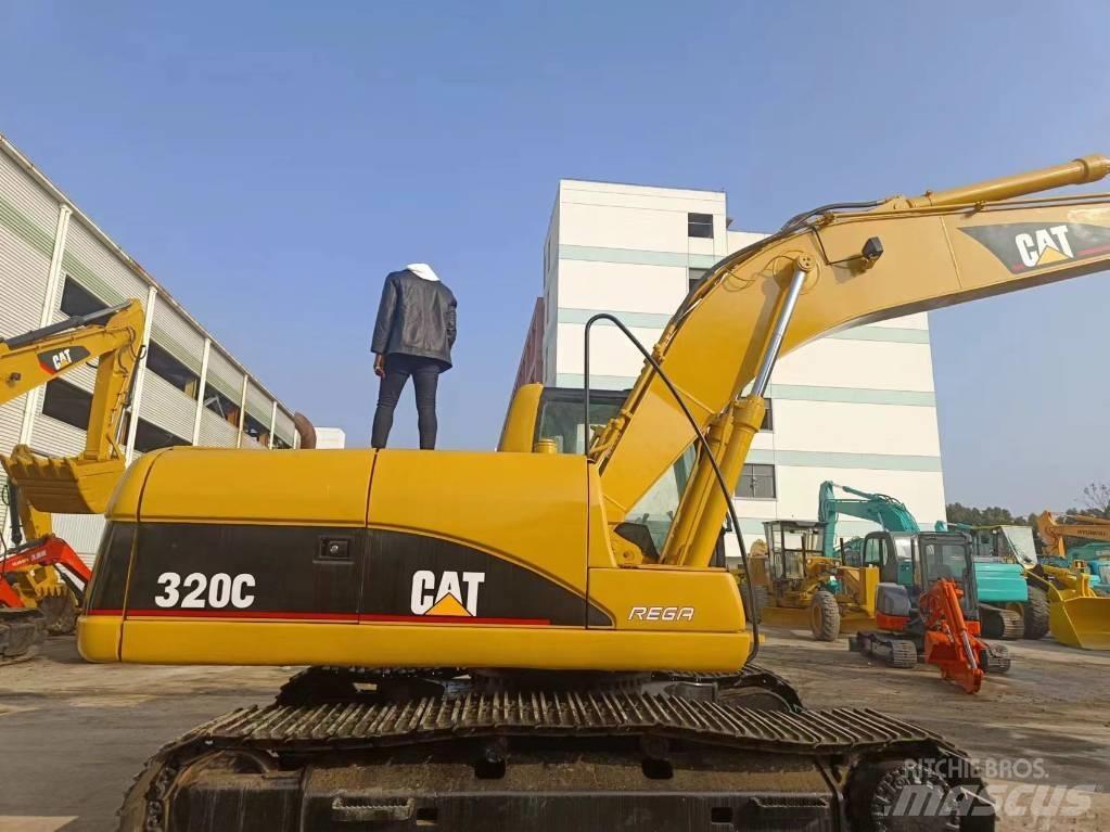 CAT 320 C Bandgrävare