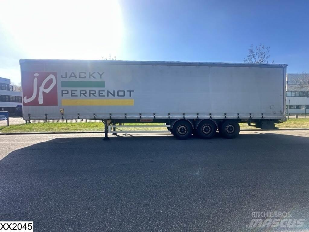 Fruehauf Tautliner Kapelltrailer