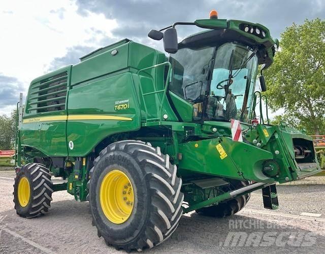 John Deere T 670 Skördetröskor