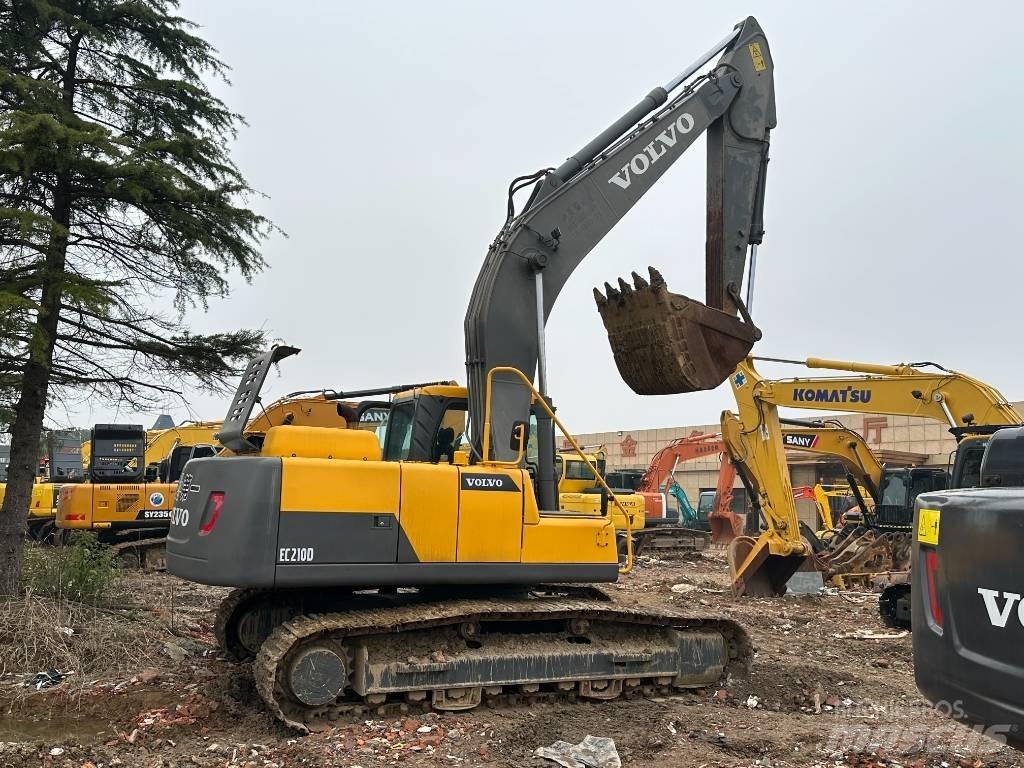 Volvo EC210D Bandgrävare