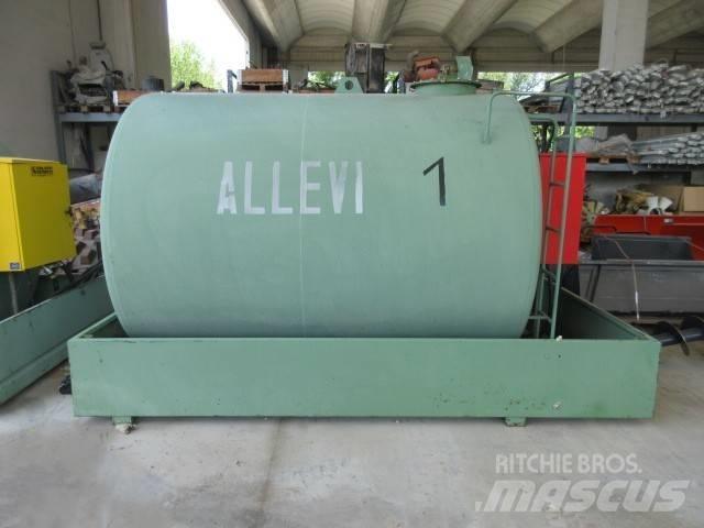  ALLEVI CD60 Bränsle och tillsatstankar