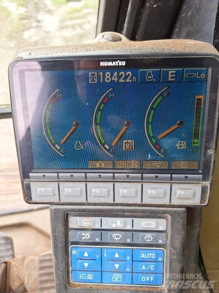 Komatsu PC 210 LC-8K Bandgrävare