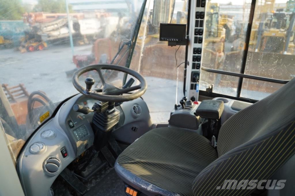 Volvo L220 F Hjullastare