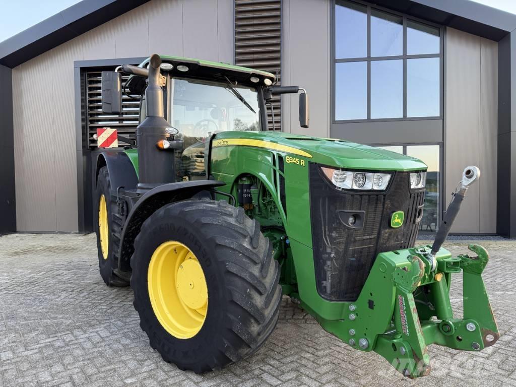 John Deere 8345 R Traktorer