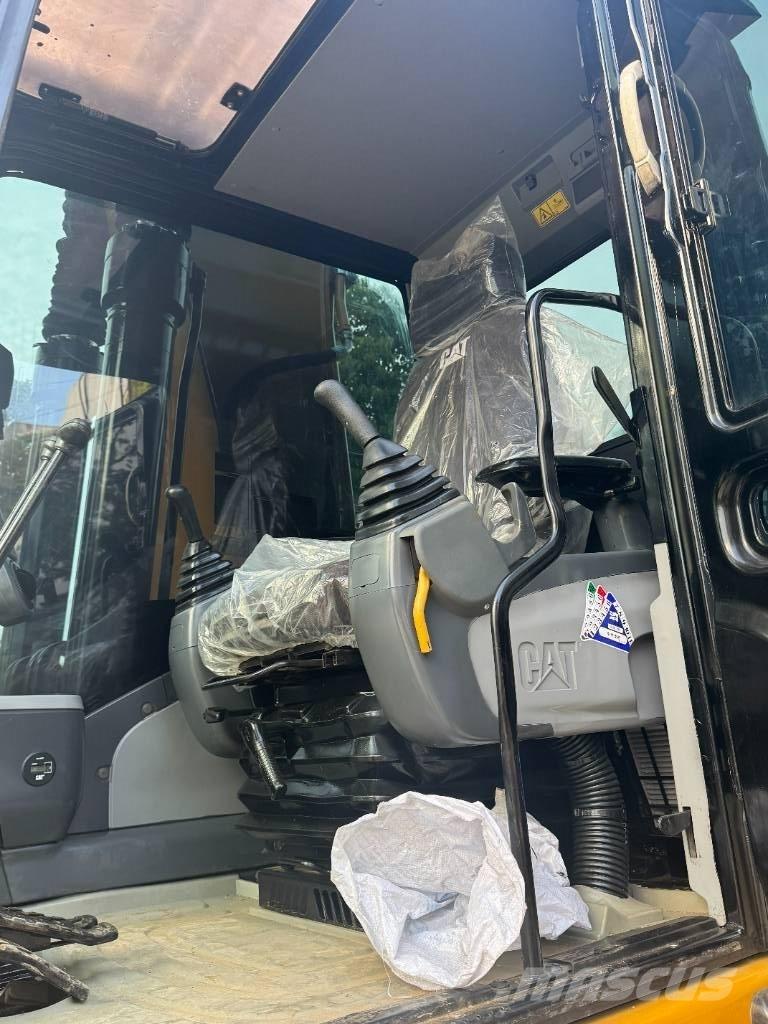 CAT CAT325D Bandgrävare