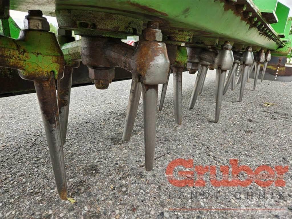 Fliegl S 3000 Såbäddsharvar och rototillers