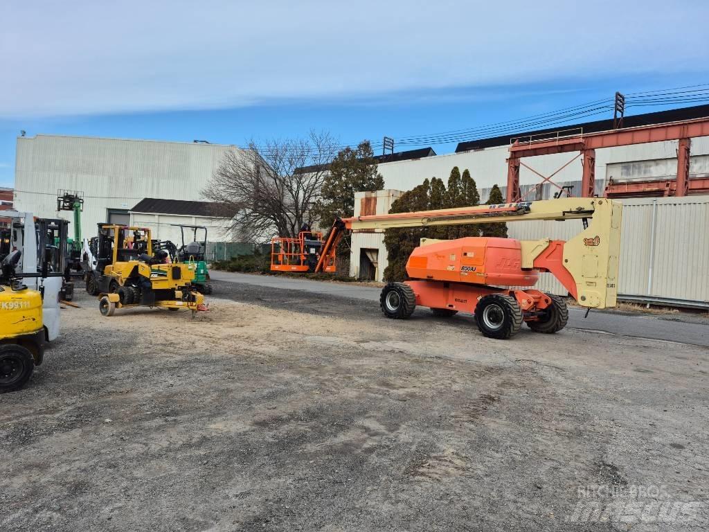 JLG 800 AJ Bomliftar