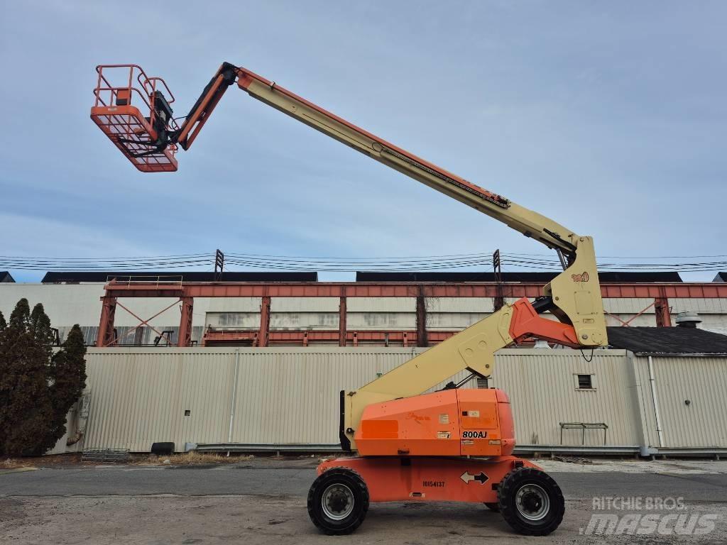 JLG 800 AJ Bomliftar