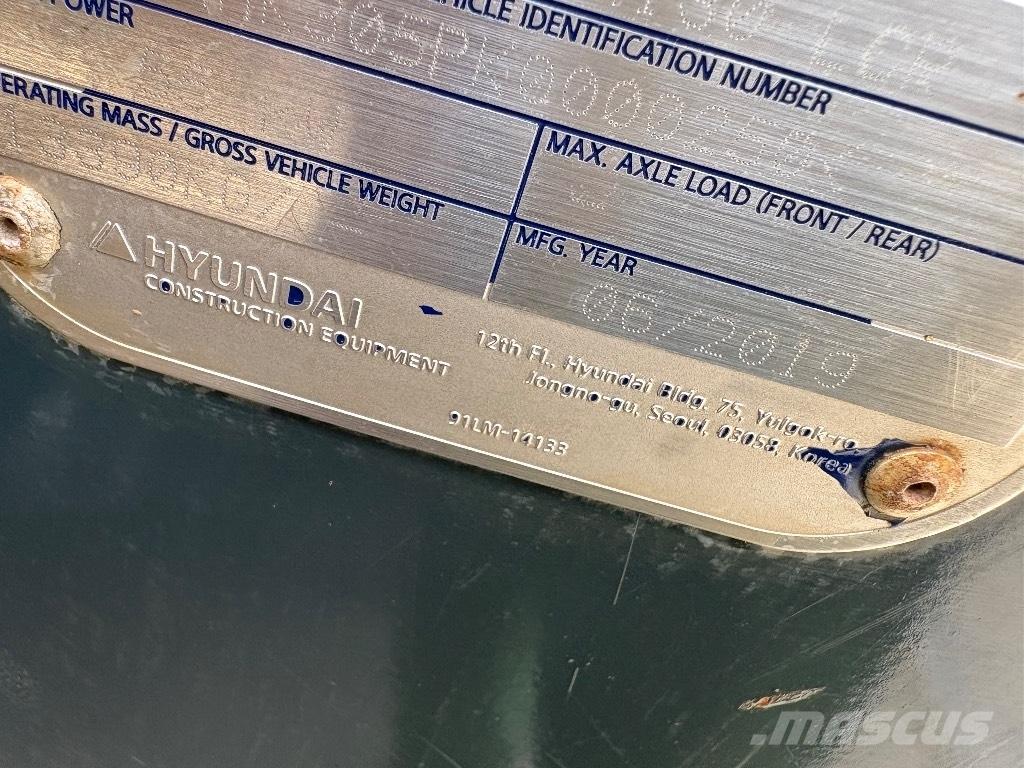 Hyundai HX 130 Bandgrävare