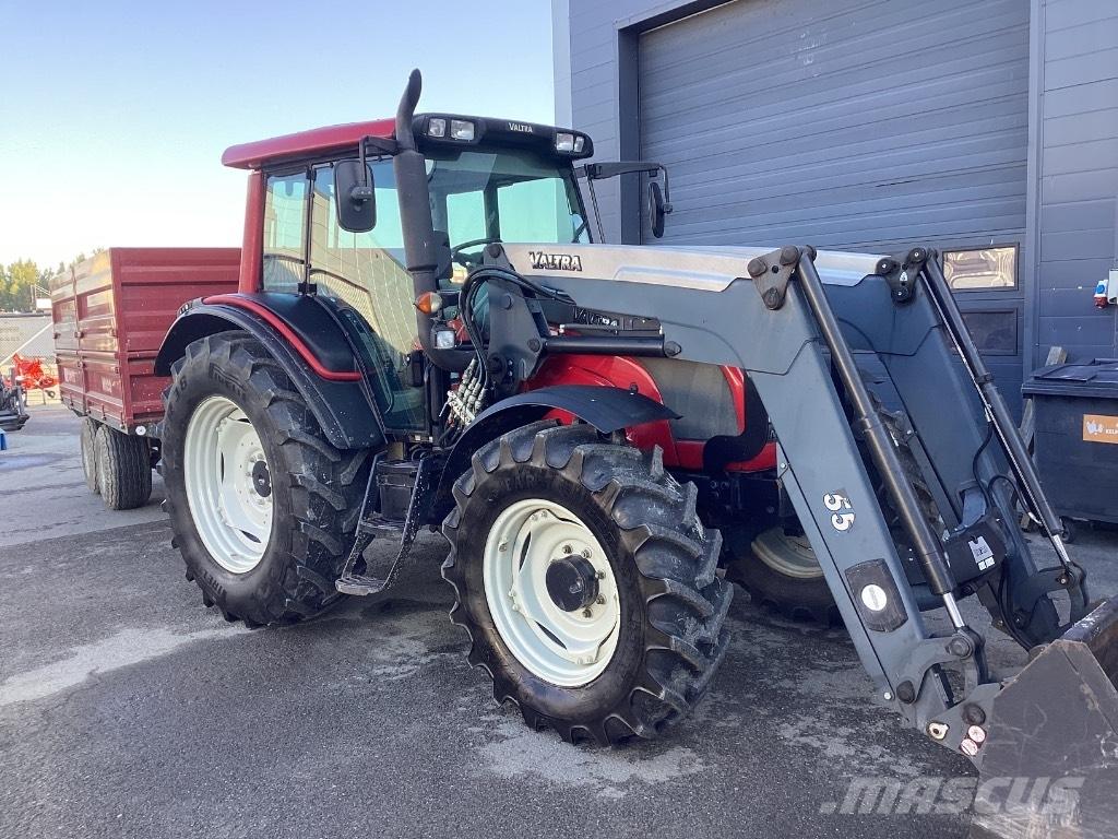 Valtra N141 Traktorer