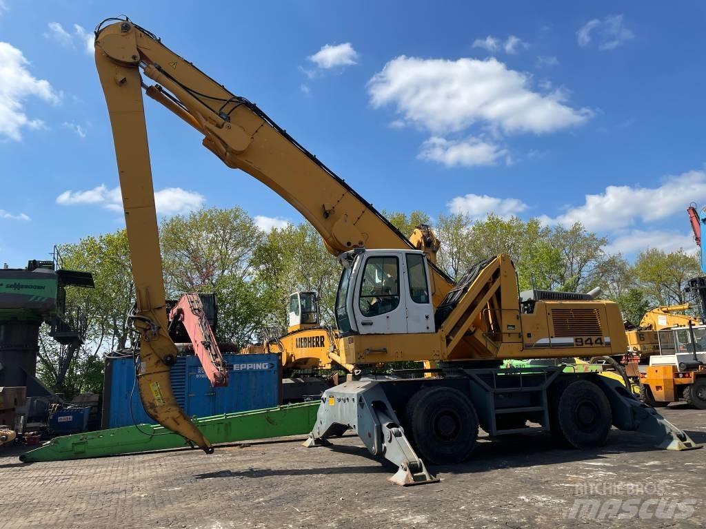 Liebherr 944 C HD Avfalls / industri hantering