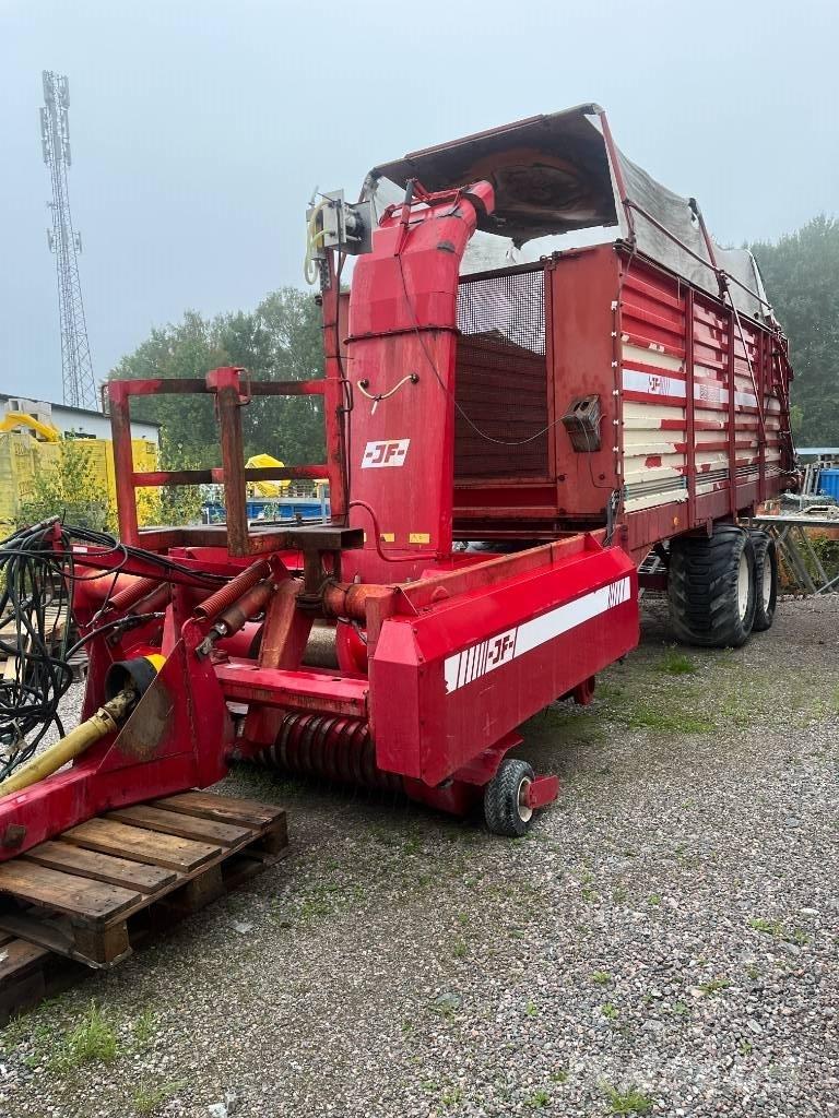 JF-Stoll ES 3500 Hackvagn / Självlastarvagn