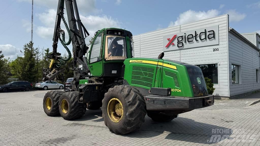 John Deere 1070 E Skördare