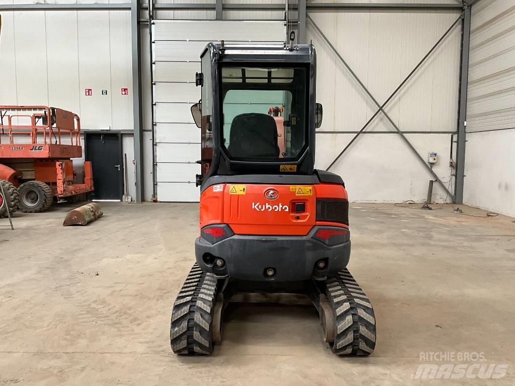 Kubota U 27-4 Minigrävare < 7t
