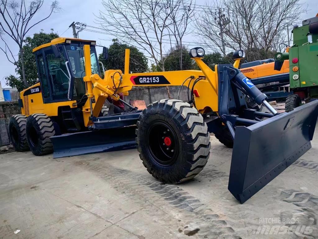 XCMG GR 2153 Väghyvlar