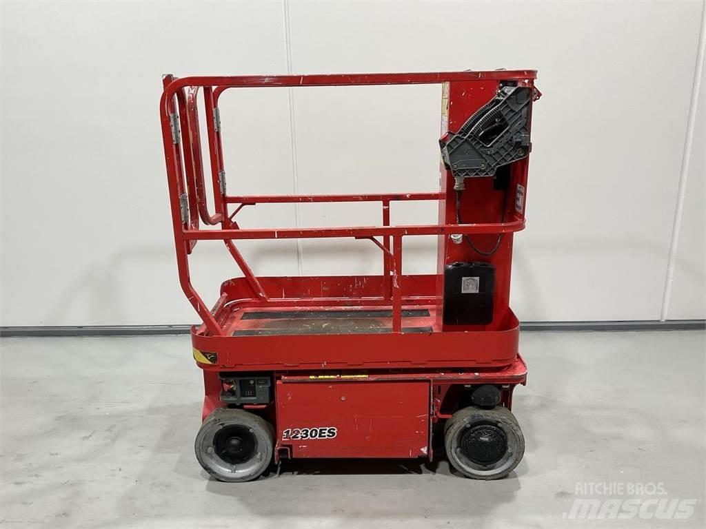 JLG 1230ES Saxliftar