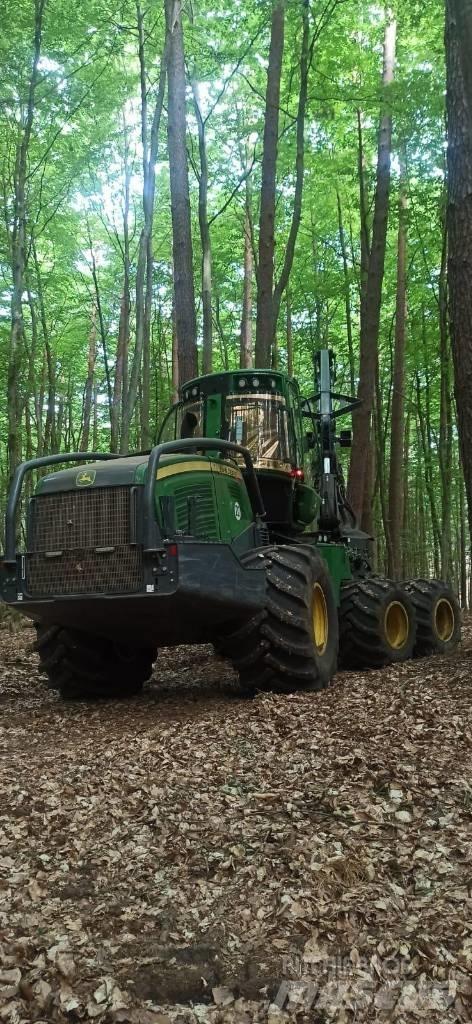 John Deere 1070G Skördare