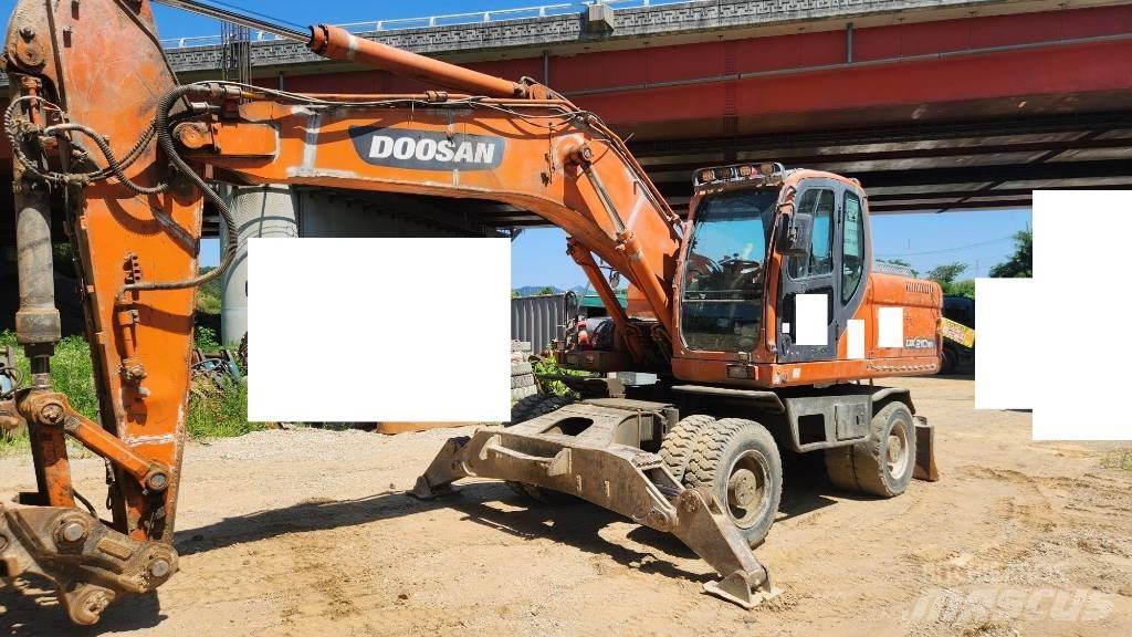 Doosan DX210WA Hjulgrävare