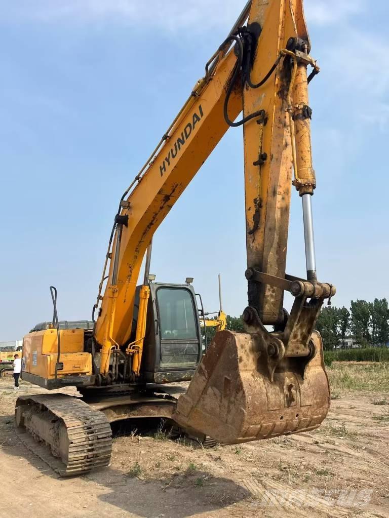Hyundai Robex 215-7 Bandgrävare
