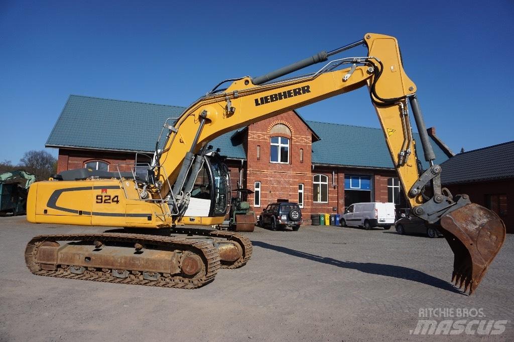 Liebherr R 924 LC Bandgrävare