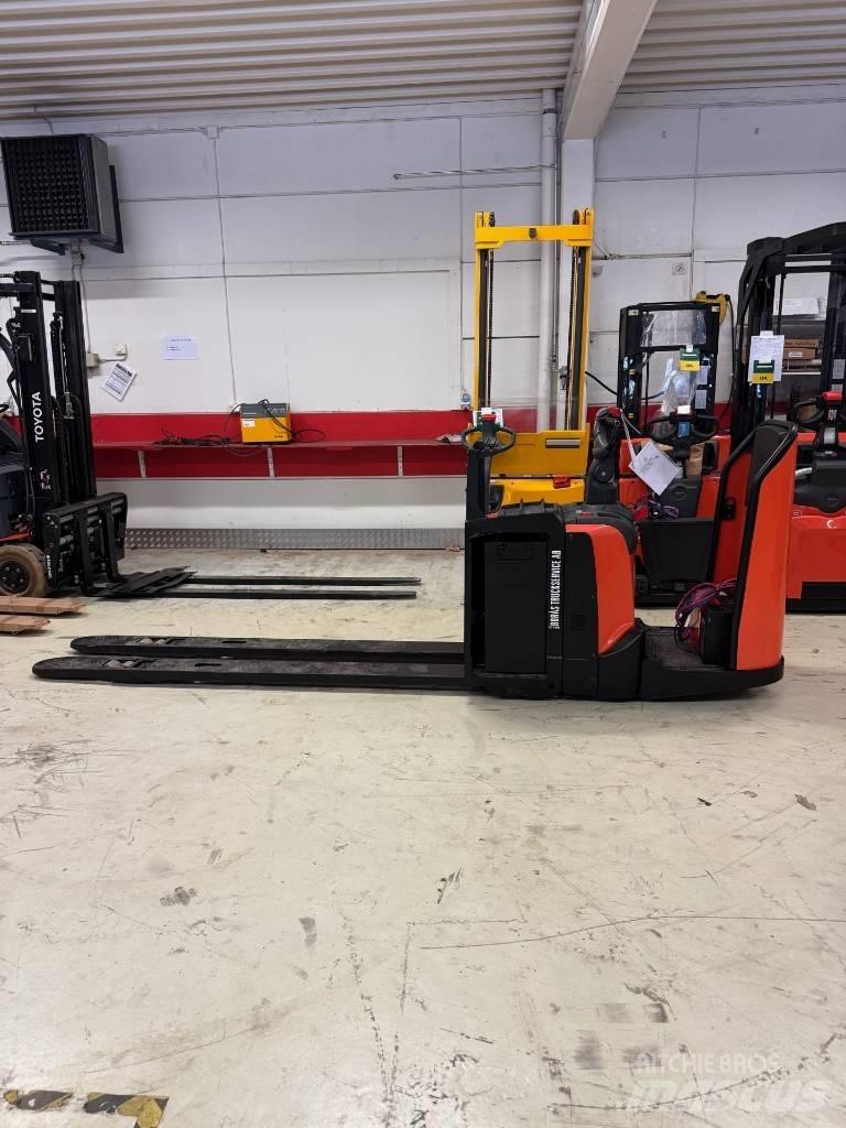 BT truck LPE 250 Staplare