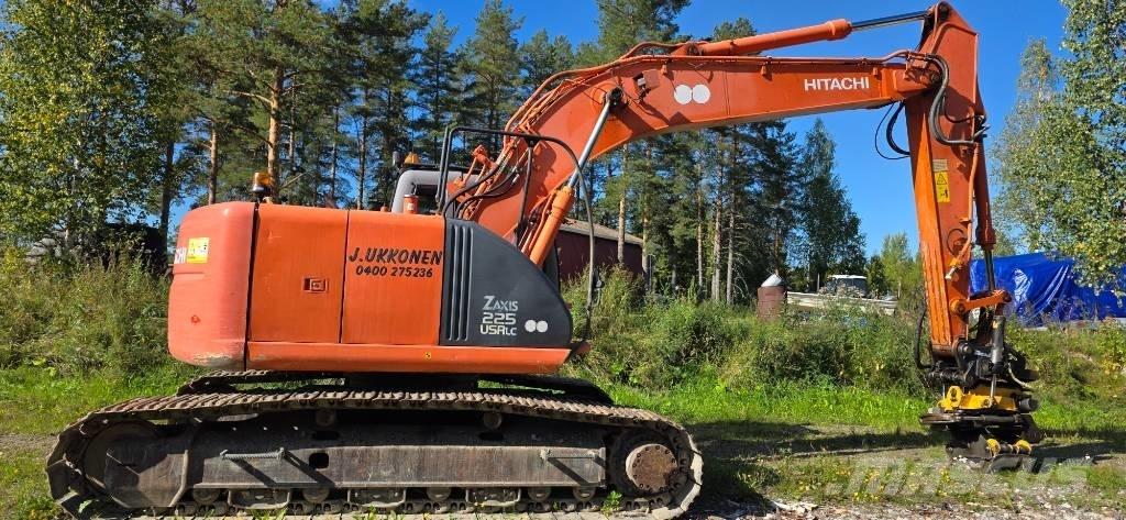 Hitachi ZX 225 USR Bandgrävare