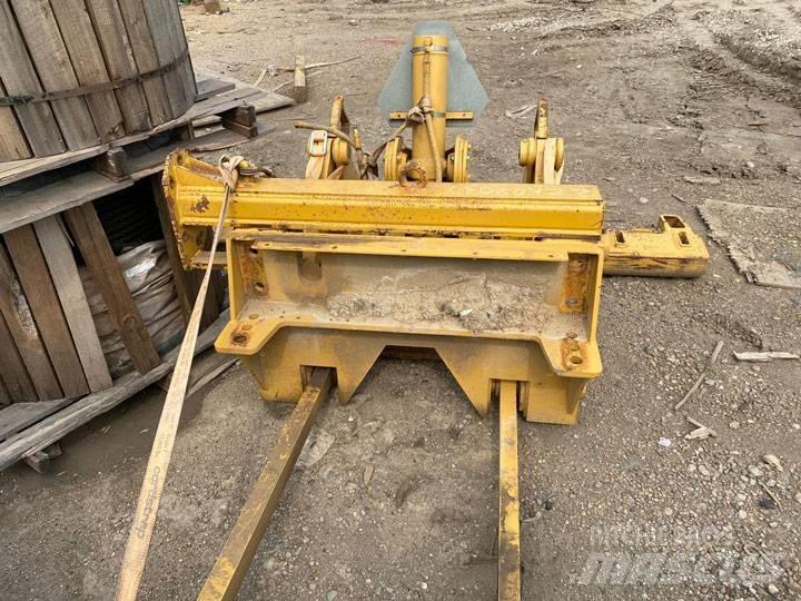 CAT 140 H Ripper Övriga