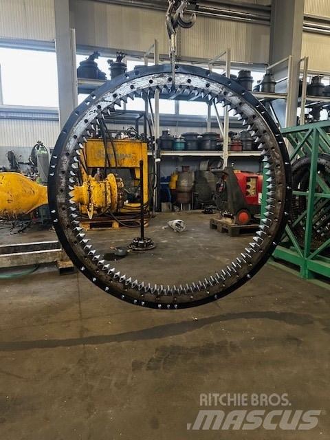 CAT 312 E BEARING Chassi och upphängning