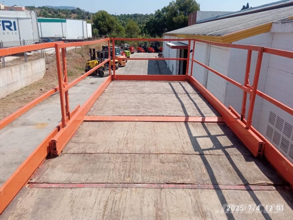 JLG 203-24 Saxliftar