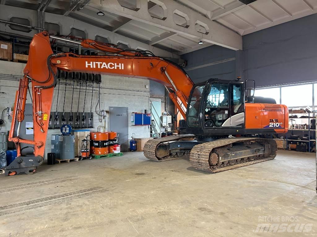 Hitachi ZX 210 LC-6 Bandgrävare