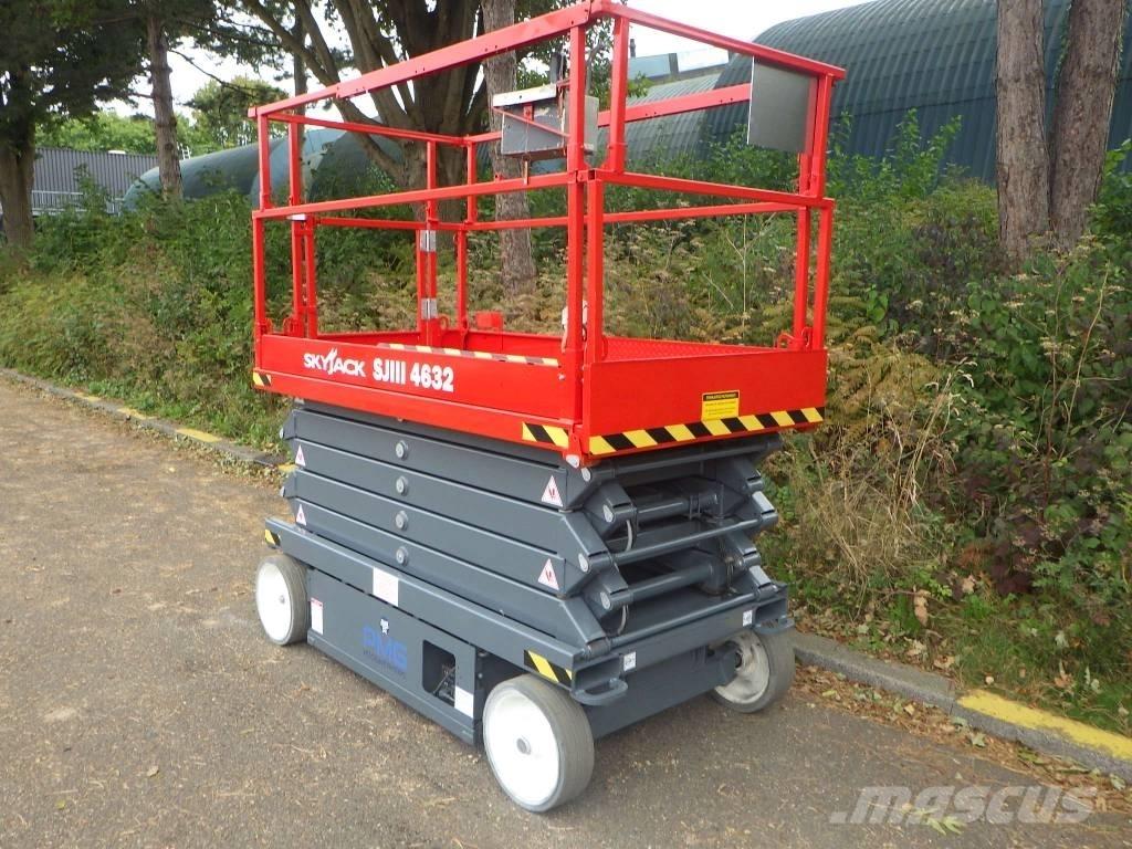 SkyJack SJ4632 Saxliftar