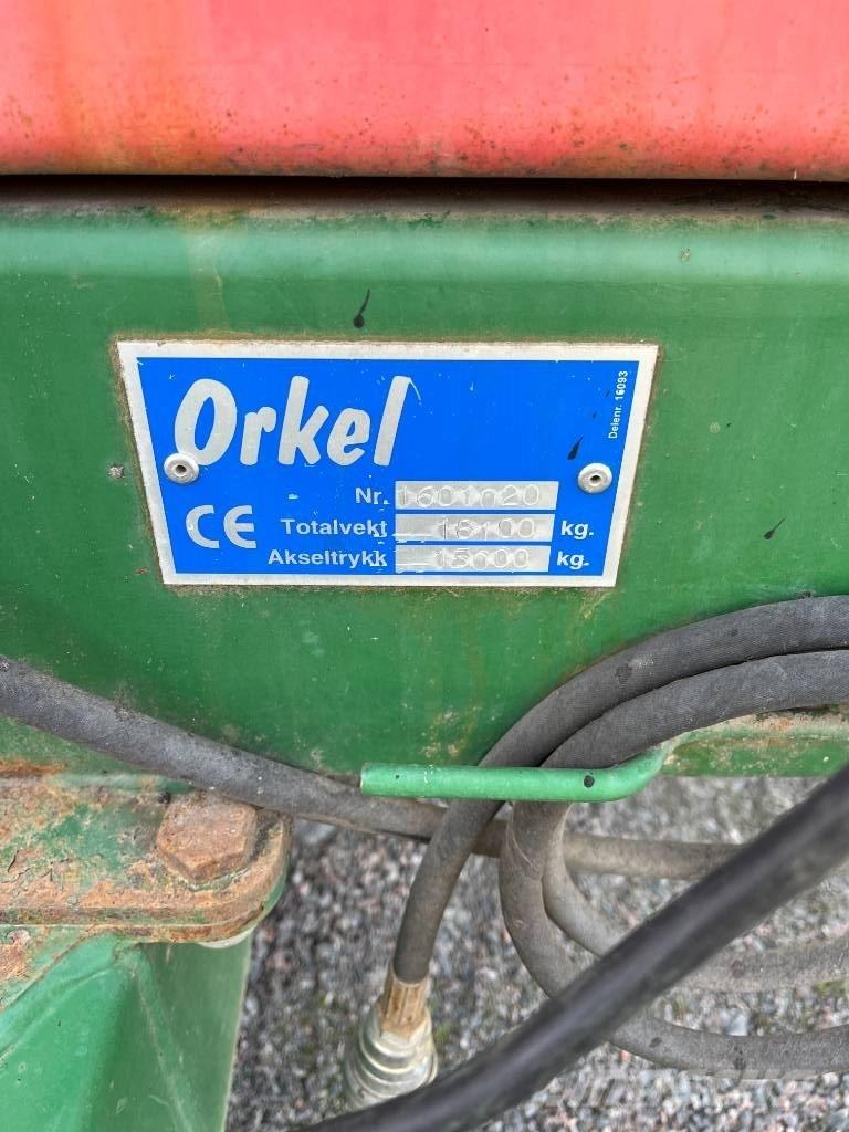 Orkel T 140 Spannmålsvagnar