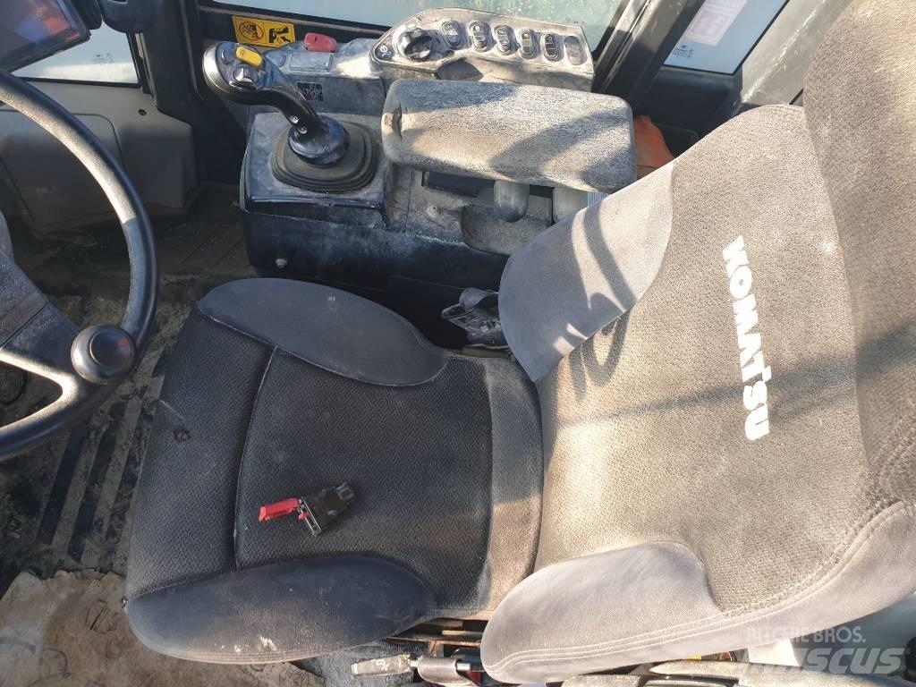 Komatsu WA320-8 Hjullastare