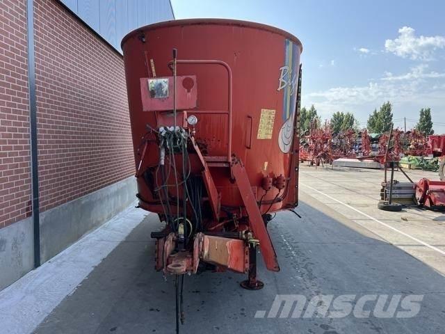 Peecon 24m³ Fullfodervagnar