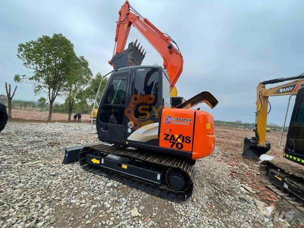 Hitachi ZX 70 Midigrävmaskiner 7t - 12t