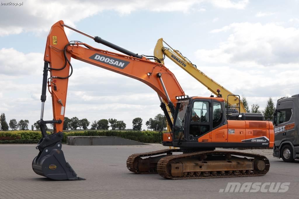 Doosan DX255LC-7 Bandgrävare