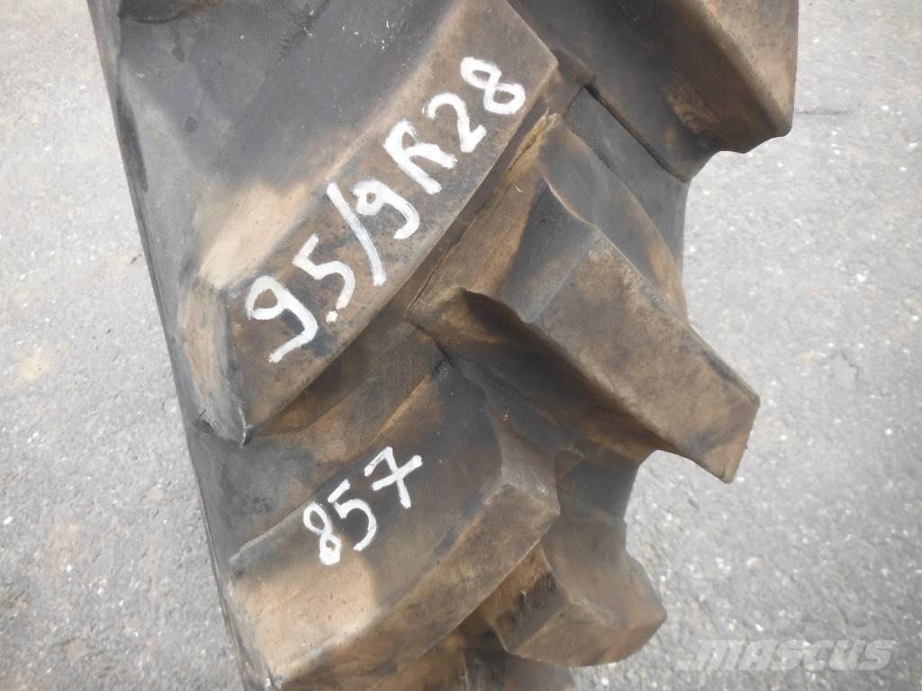 Michelin 9.5/9R28 Däck, hjul och fälgar