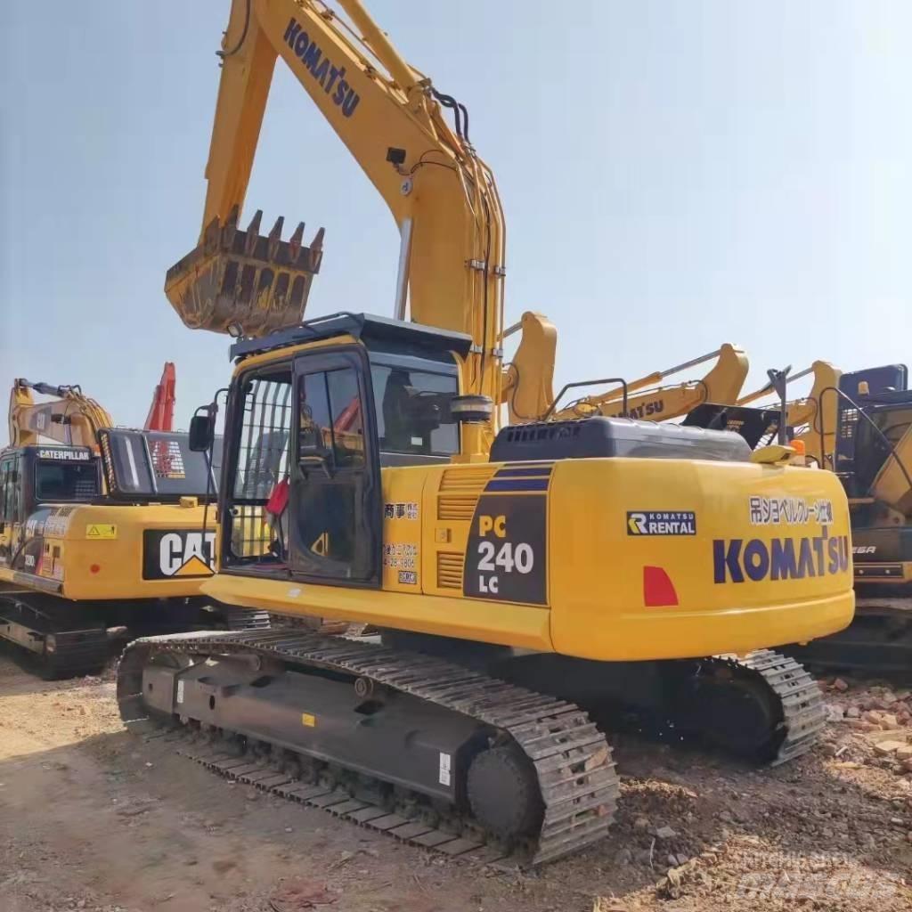 Komatsu PC 240 LC-8 Bandgrävare