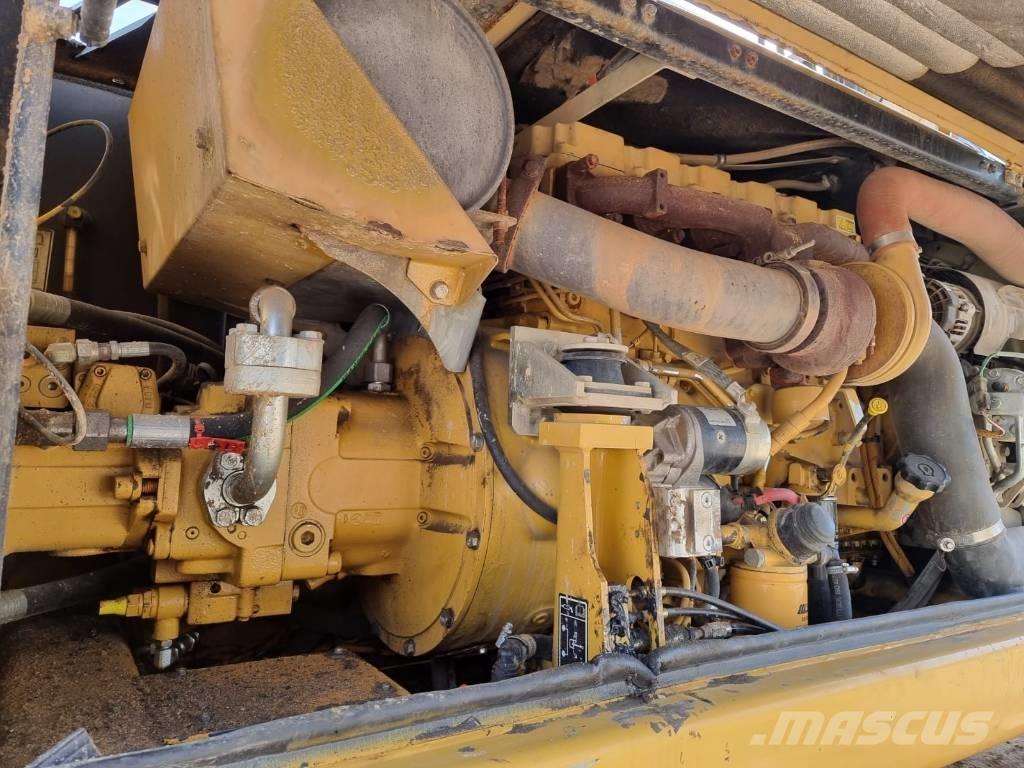 CAT M316 D II Hjulgrävare