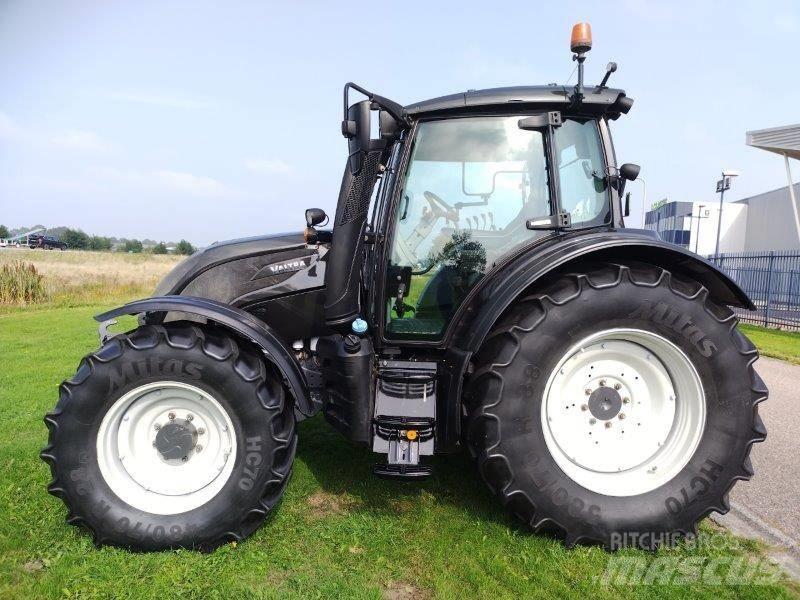 Valtra N 154 A Traktorer