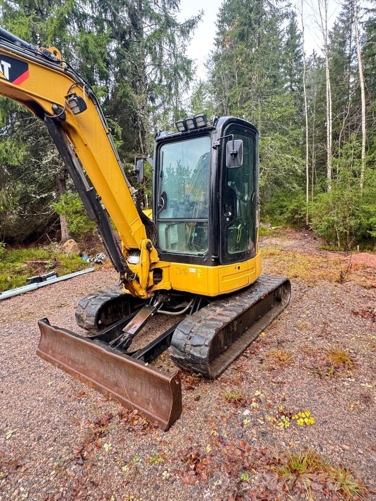 CAT 305 E CR Minigrävare < 7t