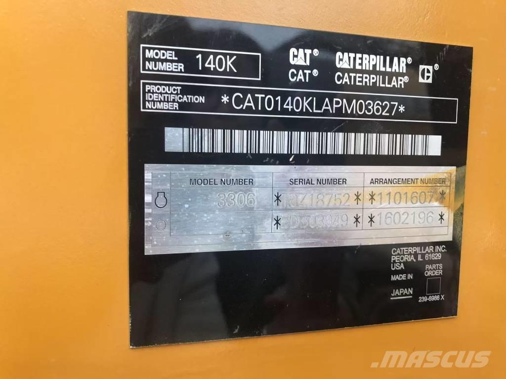 CAT 140k Väghyvlar