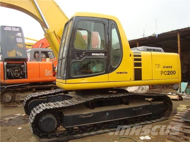Komatsu PC 200 Bandgrävare
